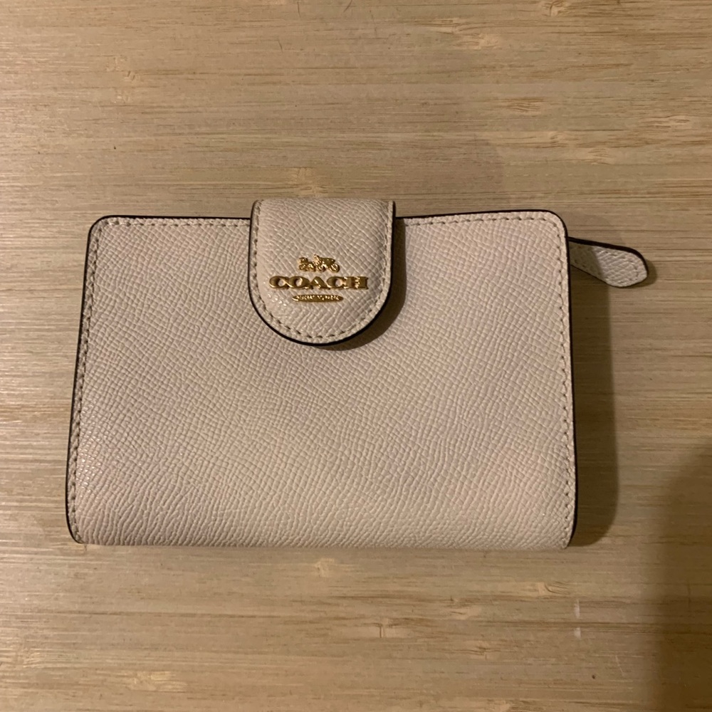 Coach Beige Leather Wallet